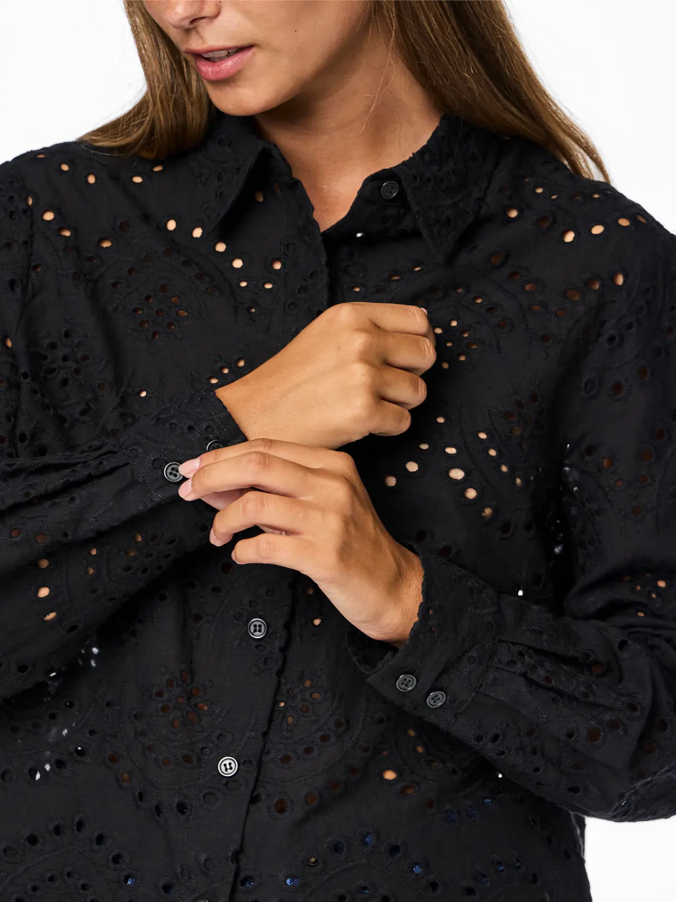 Tops & Blouses